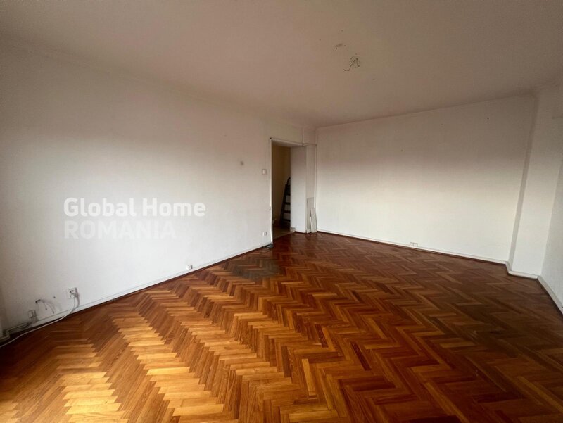 Unirii- Regina Maria Apartament 2 camere Bloc Monolit 1991-Centrala proprie